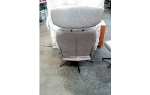 SILLA BAJA PARA SENTARSE JUNTO AL FUEGO