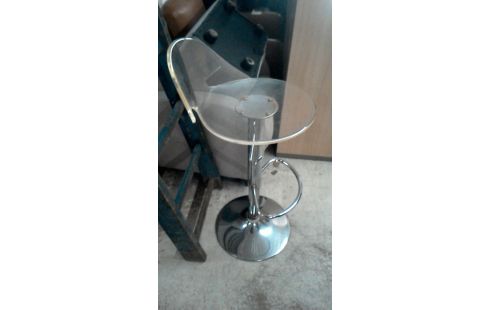 TABOURET DE BAR   EN  L' ETAT