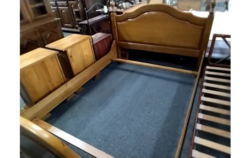 LIT 140X190 BOIS RUSIQUE avec sommier