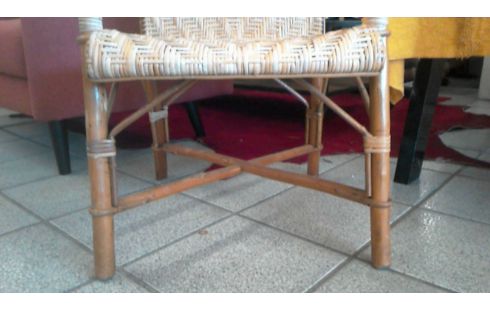 FAUTEUIL ROTIN   EN  L'  ÉTAT