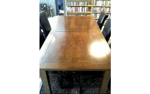 TABLE DE SALLE A MANGER FONCE