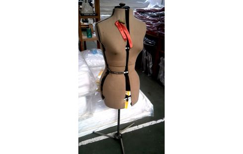 POUPEE DE COLLECTION VINTAGE