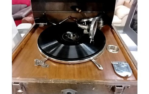 TOURNE DISQUE MAGISTER