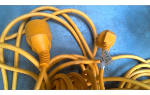 HERRAMIENTA ELÉCTRICO AMARILLO