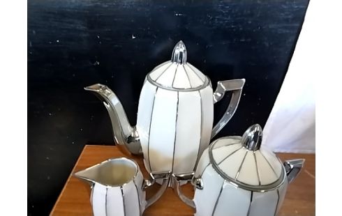 LOT DE 3 POTS ET PICHETS