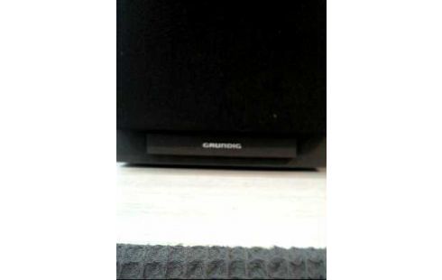 HAUT PARLEUR NOIR GRUNDIG