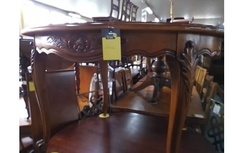 TABLE RONDE STYLE LOUIS XV AVEC 1 ALLONGE