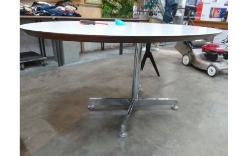 TABLE OVALE PIED CHROME PLATEAU BLANC