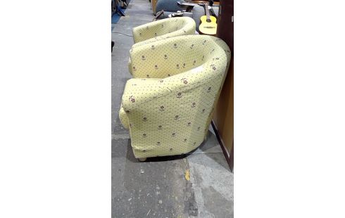 SILLÓN DE CUERO CLUB