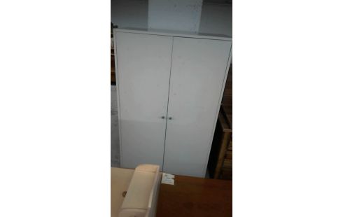 MEUBLE DE RANGEMENT  EN  L'  ETAT