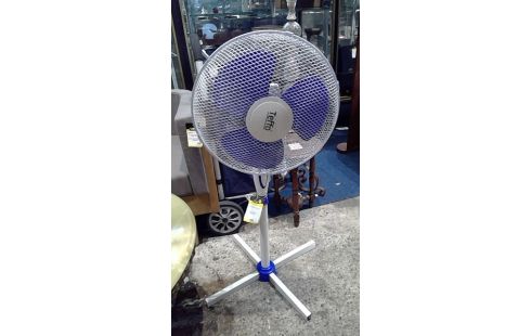VENTILATEUR SUR PIED