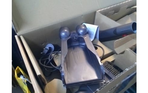 ASPIRATEUR BALAI DYSON CYCLONE V10