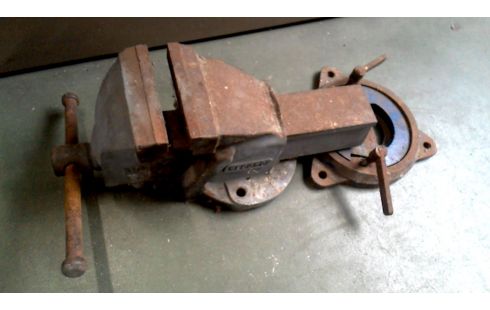 SCHRAUMSTOCK GROSSER