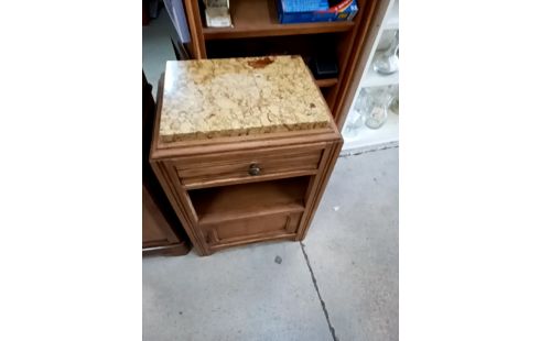 CHEVET DESSUS MARBRE