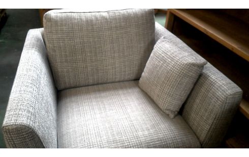 SILLÓN DE CUERO CLUB BLANCA