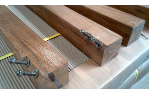 MESA MACIZO TECA LA UNIDAD