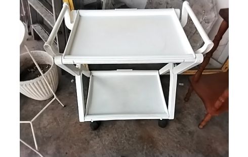 DESSERTE A ROULETTES