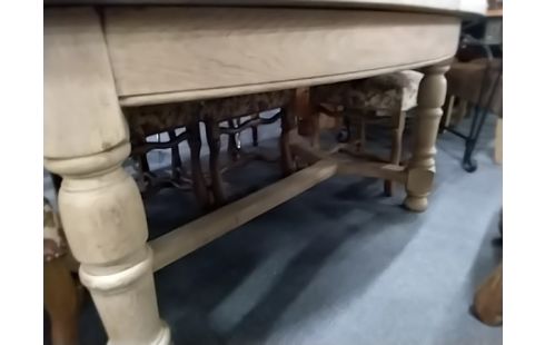 TABLE OVALE THERMO GOMMÉE CHÊNE AVEC ALLONGES INTÉRIEURES