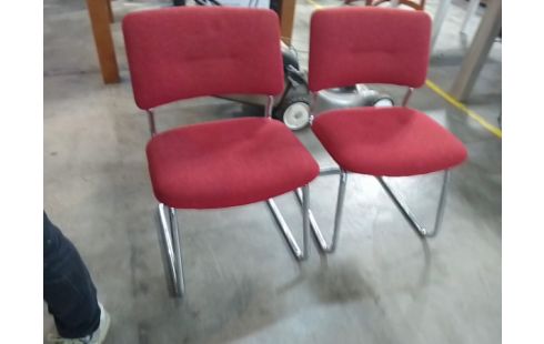 CHAISES SIGNEES STRAFOR LA PAIRE