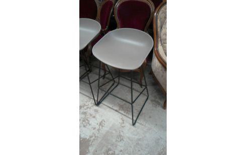 TABOURET DE BAR DESIGN