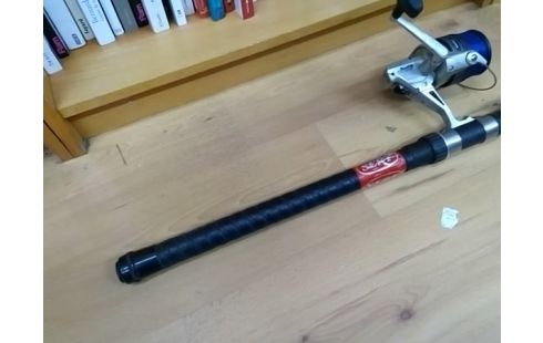 CANNE A PECHE AQUARIUS AVEC MOULINET