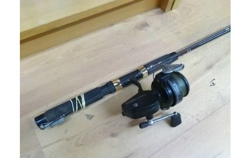 CANNE A PECHE AVEC MOULINET MITCHEL 218 S