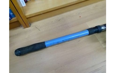 CANNE A PECHE AVEC MOULINET MITCHELL 486