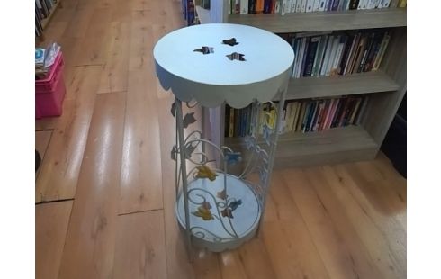 SELLETTE METAL MOTIF FEUILLE