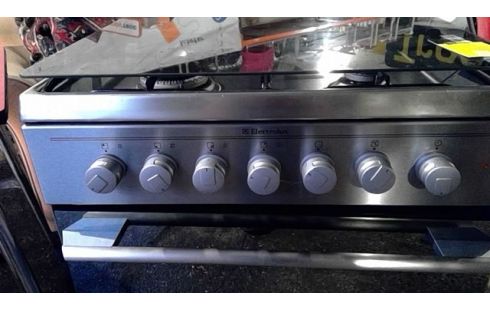 GAZINIERE ELECTROLUX 