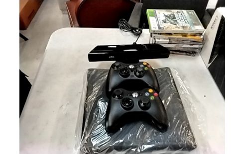 CONSOLE DE JEUX XBOX360 KINECT + LOT DE JEUX CARTON RSV2