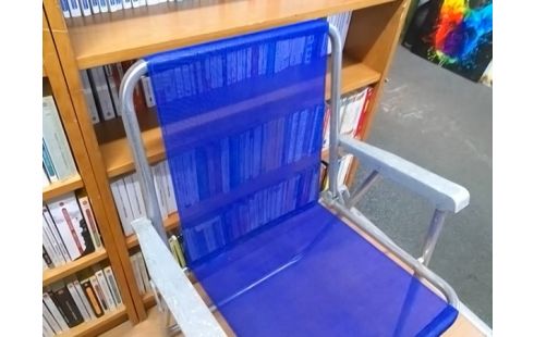 CHAISE PLIANTE BLEUE