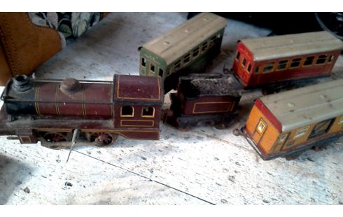 JOUET ANCIEN, , TRAINS FER BLANC