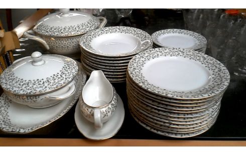 SERVIES BAVARIA ECRU GOUD