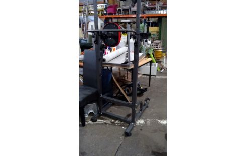 APPAREIL DE FITNESS EN L'ETAT