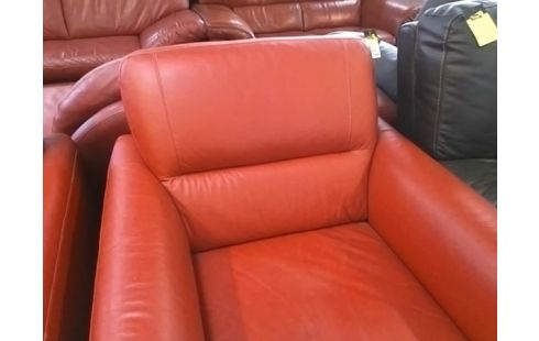 FAUTEUIL ROUGE CUIR