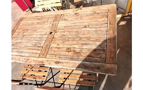 TABLE BOIS EXOTIQUE +4 CHAISES