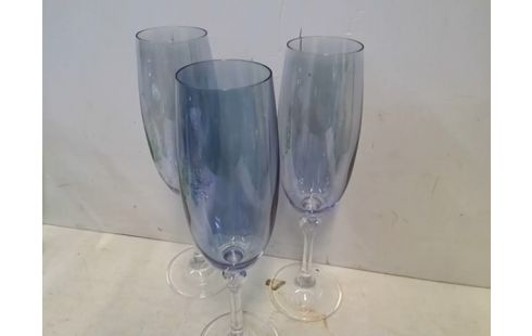 LOT DE 3 FLUTES VERRES BLEUES