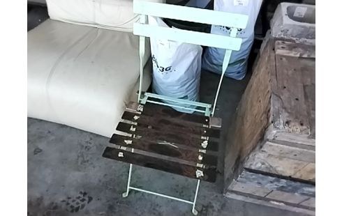 CHAISE PLIANTE MÉTAL