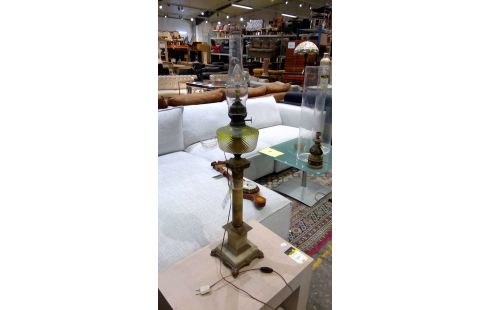 PETROLEUMLAMP
