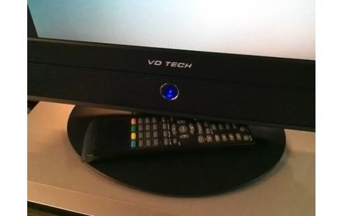 TELEVISEUR VD TECH AVEC TELECOMMANDE ET DECODEUR