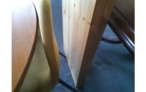 TABLE RONDE PIN AVEC 2 ALLONGES