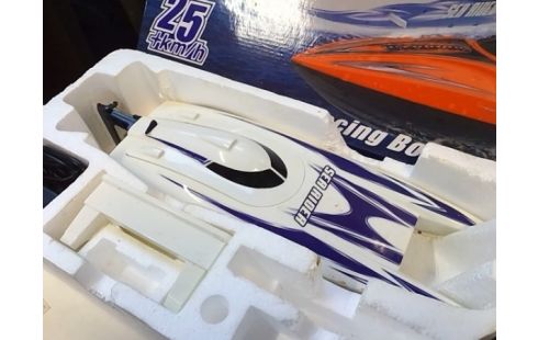 BATEAU TELECOMMANDE SEA RIDER (RIVIERE ET LAC)