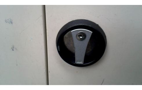 ARMOIRE DE BUREAU ECRU METAL L UNITE