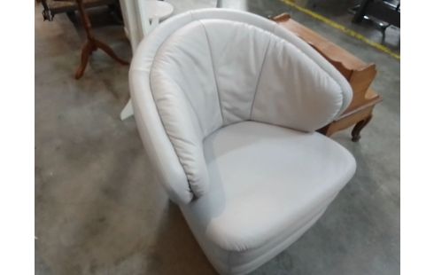 FAUTEUIL CUIR HIMOLLA