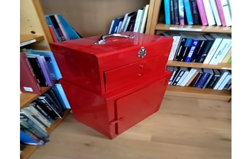 CAISSE A OUTILS METAL ROUGE 2 T 1P