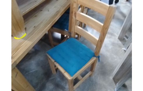 6 CHAISES EN PIN MASSIF