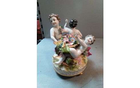 DECORATION ENFANTS PORCELAINE MEISSEN