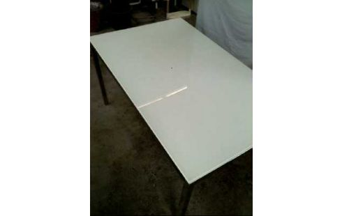 TISCH MILCHGLAS OBERFL. BEINE CHROMF.