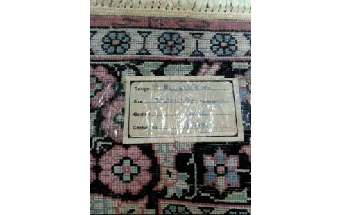 TAPIS ROSE VERT
