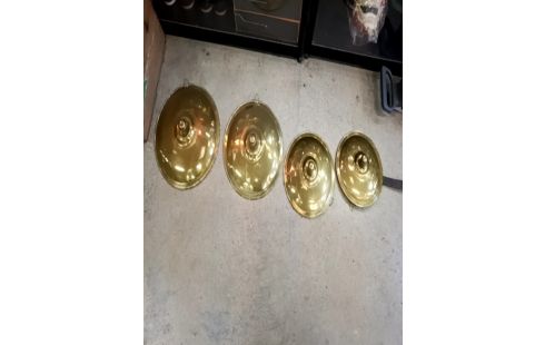 SERIE DE 4 COUVERCLES LAITON